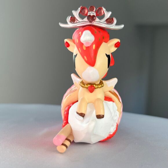 Tokidoki Crepe Cutie Unicorno Delicious Series 2 Japanese Desserts Figure - Picture 3 of 7